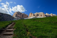 Hiking Passo Pordoi