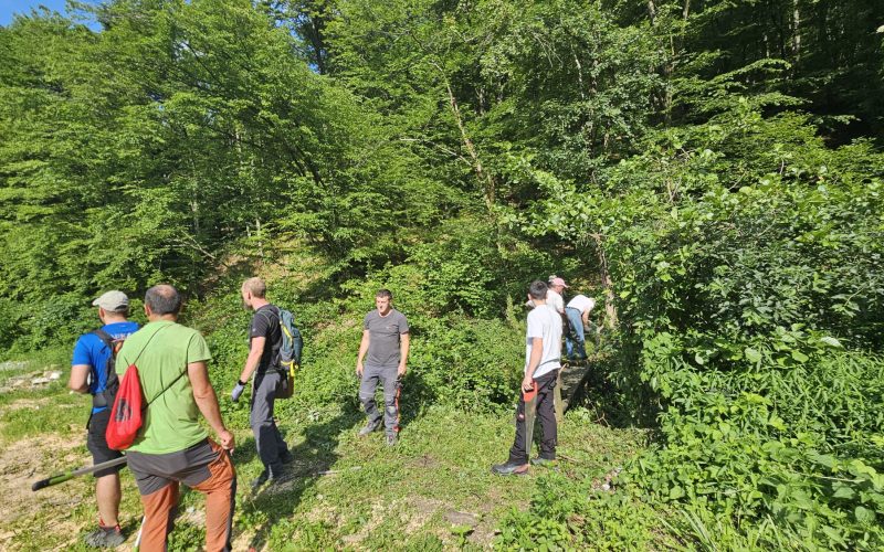 Radna akcija na uređenju dijela staze IPO-e,  Železnica – Šumi